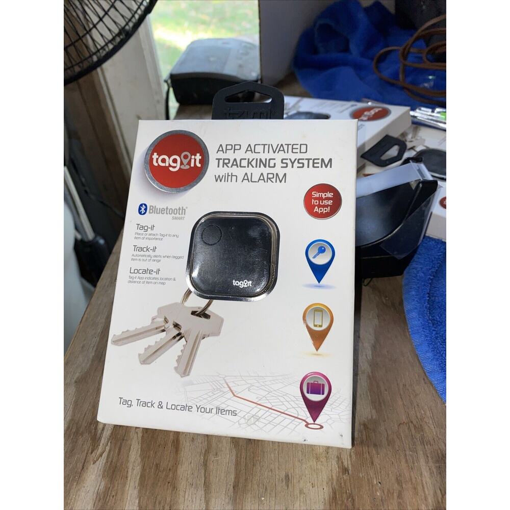 Tzumi Tag It Discrete Bluetooth Tracking Device with Alarm Black NIB